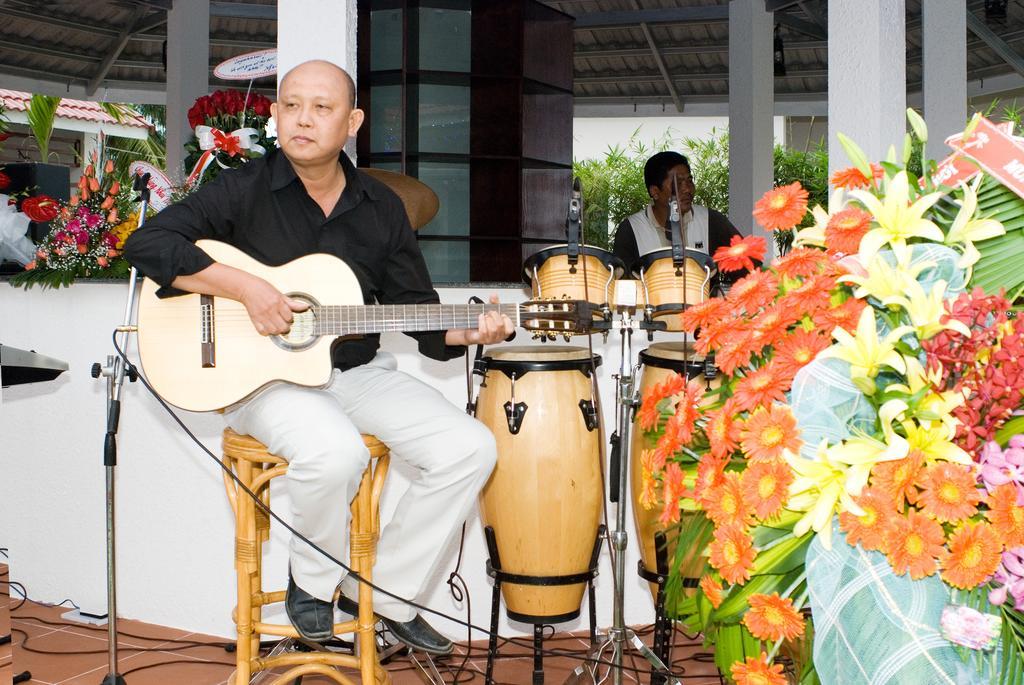Kim Village Resort Mui Ne ファンティエット エクステリア 写真